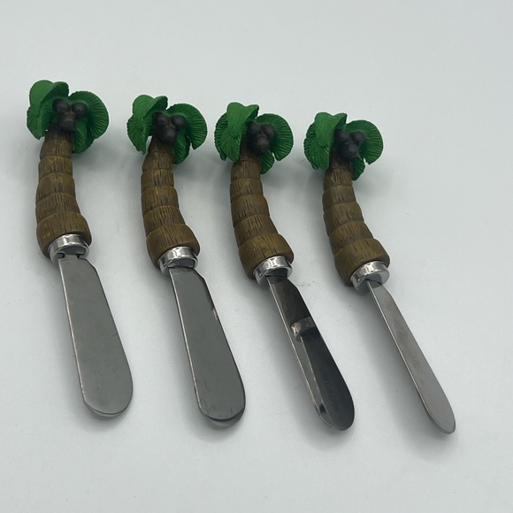 Set Of 4 Butter and cheese spreaders with palm tree-shaped handles - Picture 2 of 4